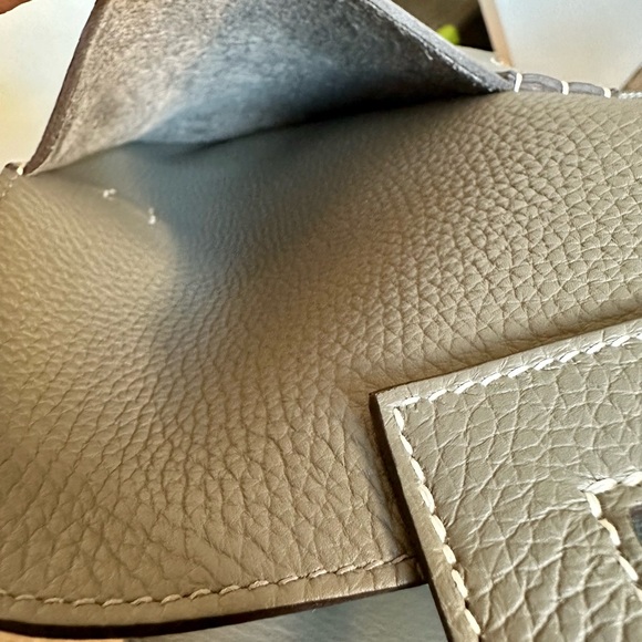 Hermes Halzan 31 - Picture 12 of 16